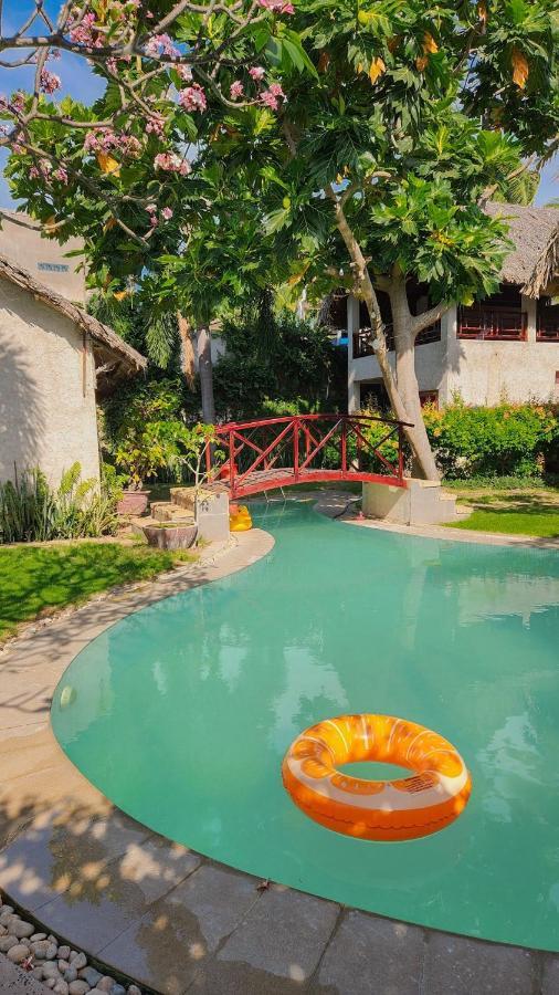 Lang Ca Voi Ll The Whales Village Ll Mui Ne Phan Thiet Exterior photo